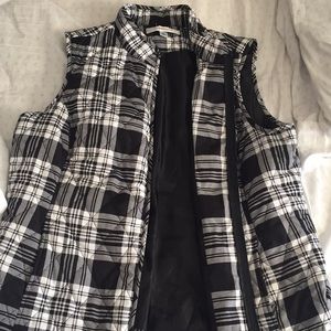 Casual women’s vest